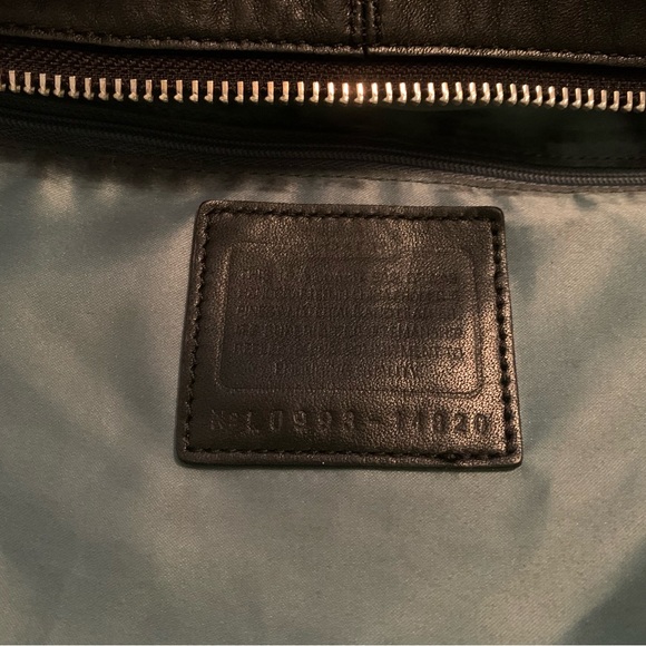 Coach Black soft Leather Shoulder Bag - Picture 8 of 11